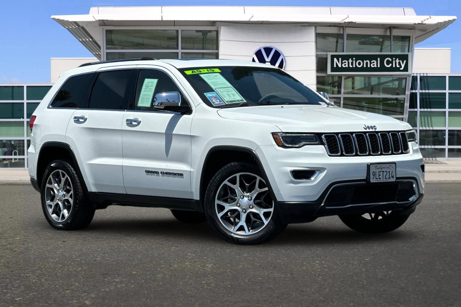 Used 2019 Jeep Grand Cherokee Limited w/ Luxury Group II AWD/4WD image 2