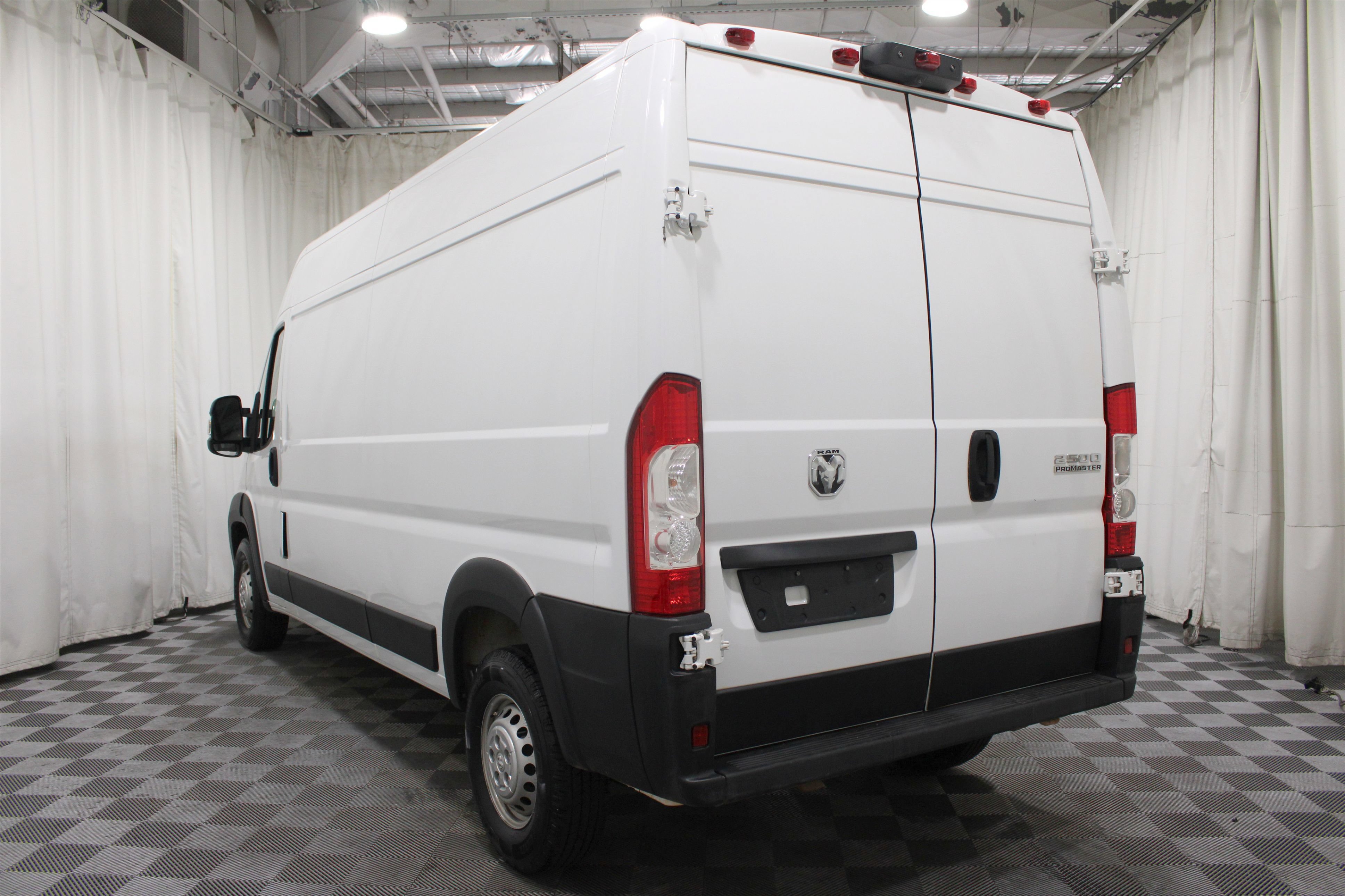 Used 2025 RAM ProMaster 2500 w/ Convenience Group FWD image 26