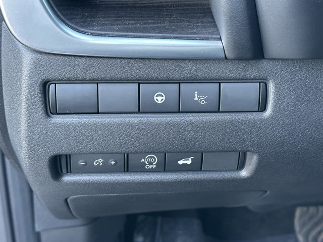 Used 2023 Nissan Rogue Platinum w/ Platinum Premium Package image 22