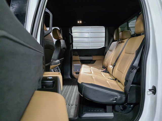 Used 2024 Ford F350 Lariat w/ Chrome Package image 17