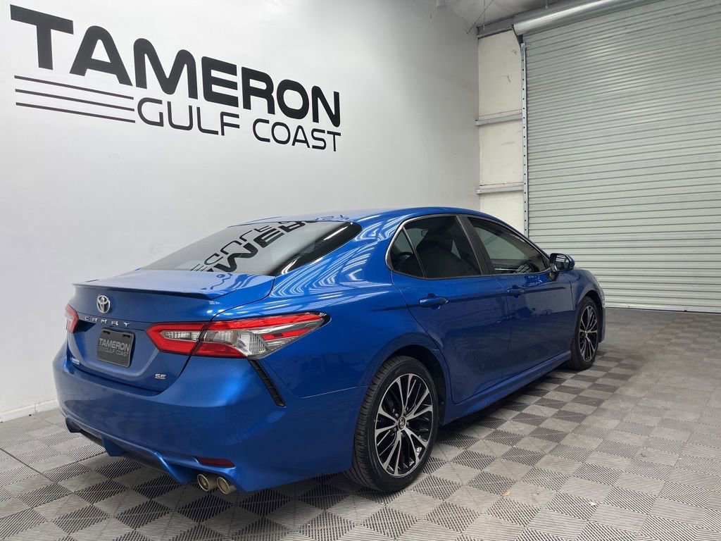 Used 2018 Toyota Camry SE image 7