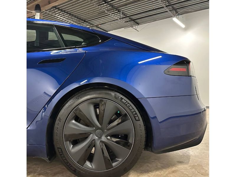 Used 2023 Tesla Model S image 11