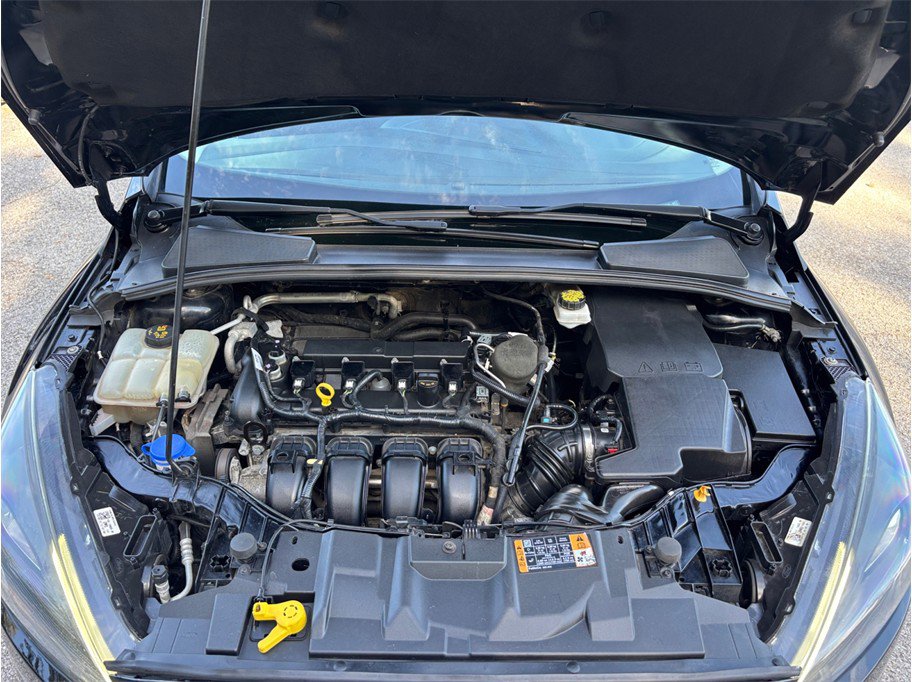 Used 2018 Ford Focus SEL FWD image 37