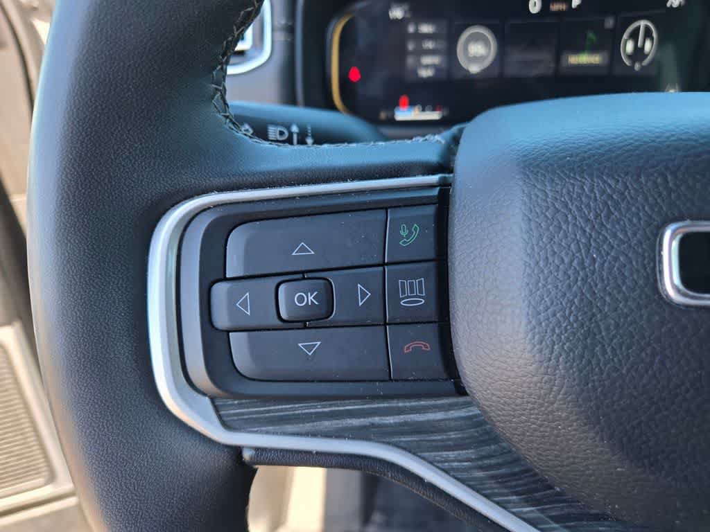 Used 2023 Jeep Wagoneer L Series II AWD/4WD image 21