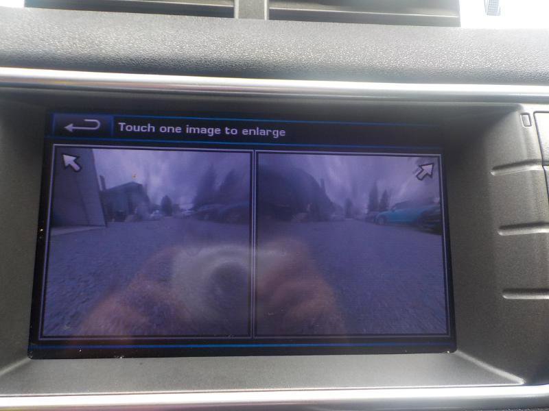 Used 2012 Land Rover Range Rover Evoque Dynamic w/ Dynamic Premium Pkg AWD/4WD image 18