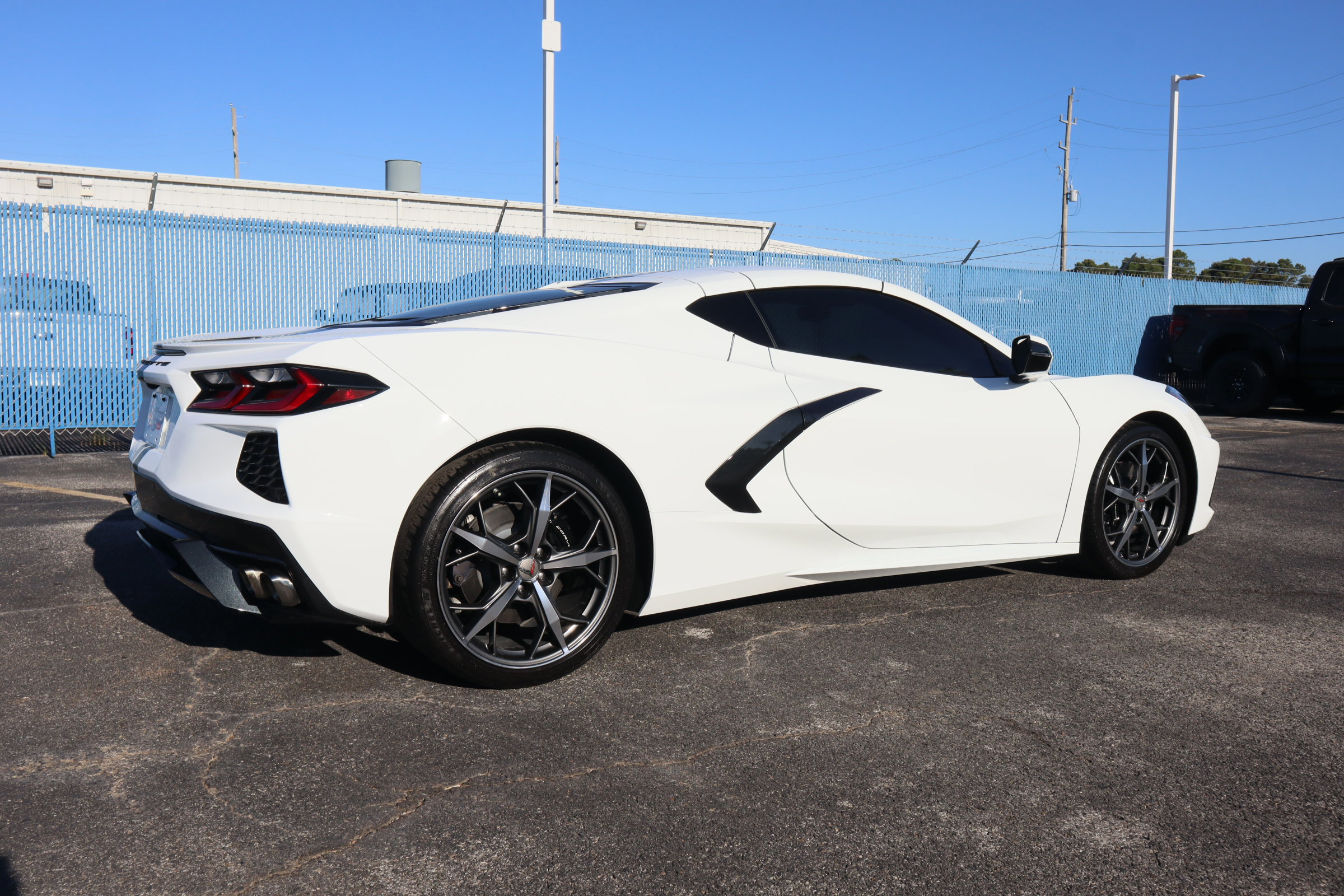 Used 2021 Chevrolet Corvette Stingray Preferred Cpe w/ 2LT image 2