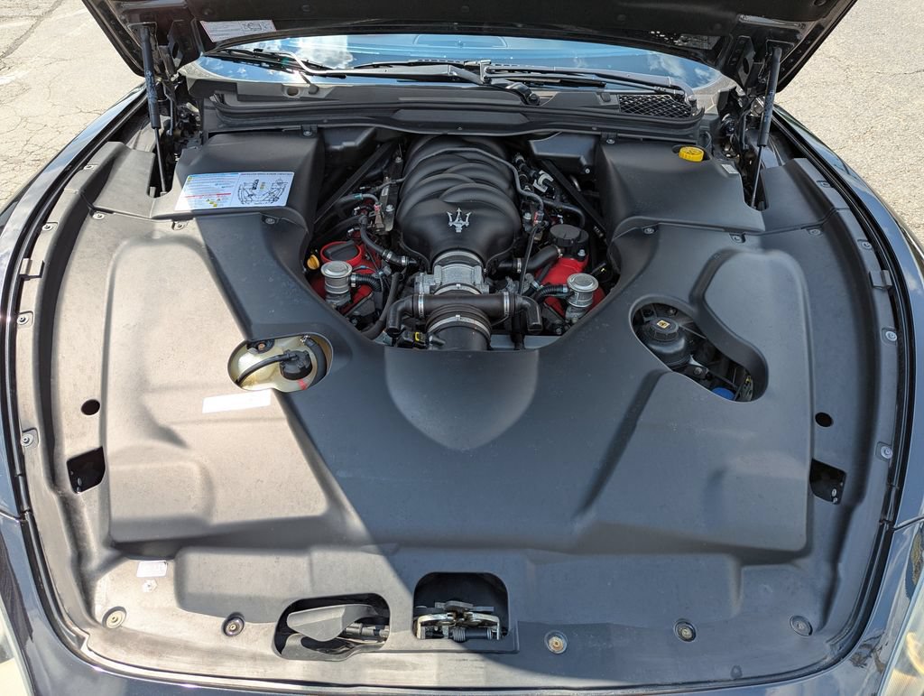 Used 2011 Maserati GranTurismo Convertible RWD image 44