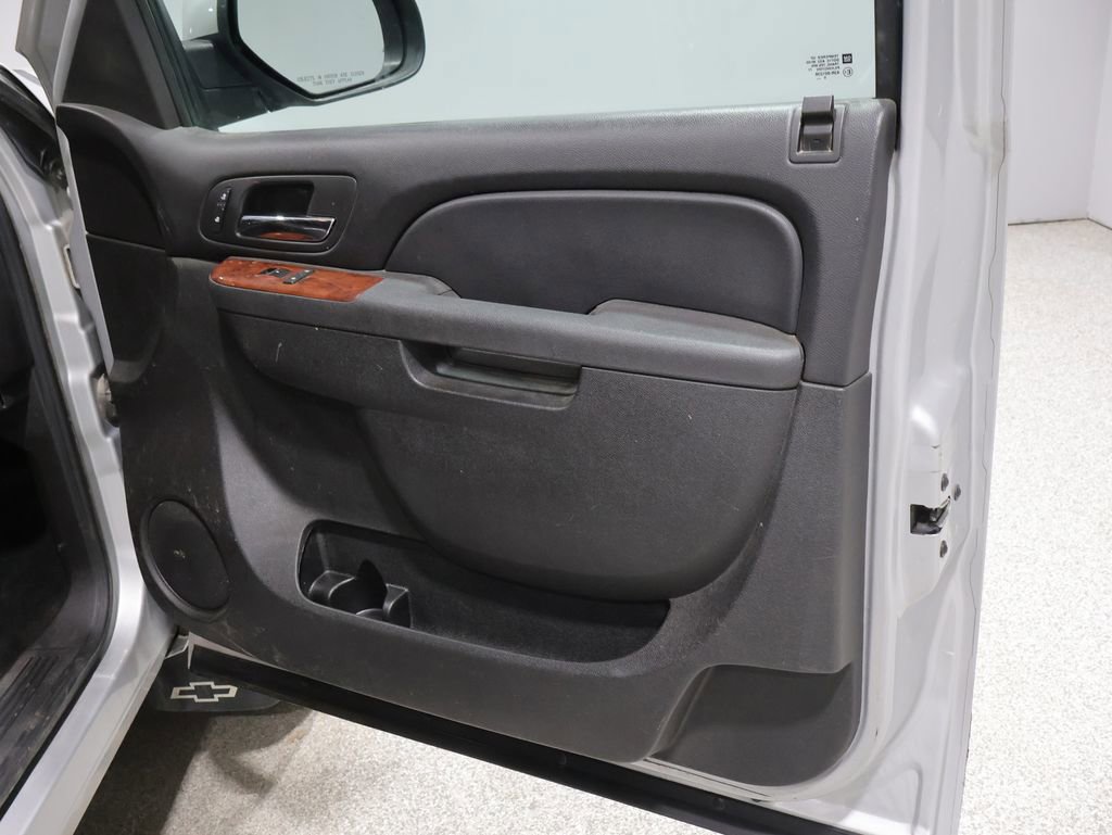 Used 2011 Chevrolet Silverado 1500 LTZ w/ LTZ Plus Package AWD/4WD image 23