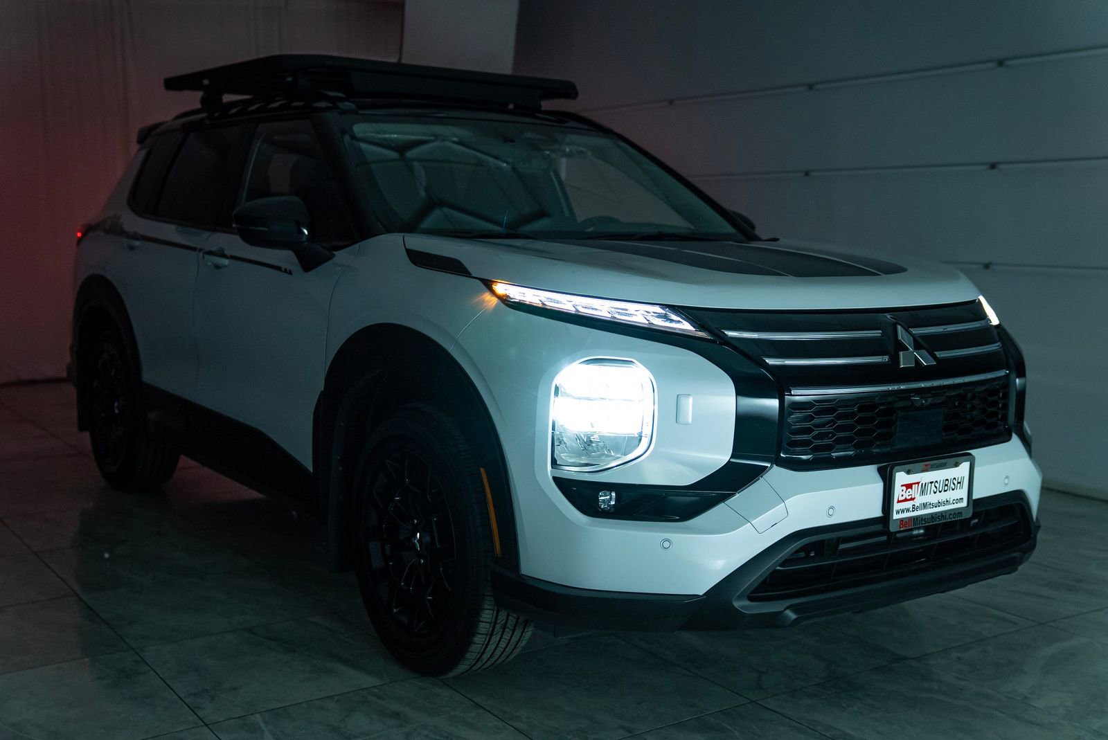 Used 2025 Mitsubishi Outlander Trail Edition image 32