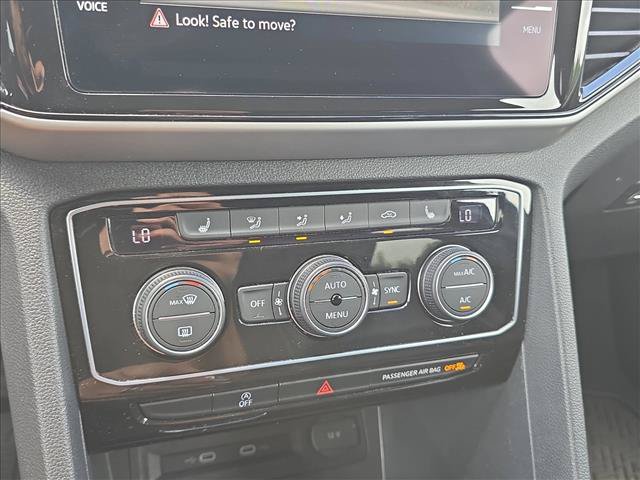 Certified 2023 Volkswagen Atlas Cross Sport SE FWD image 15