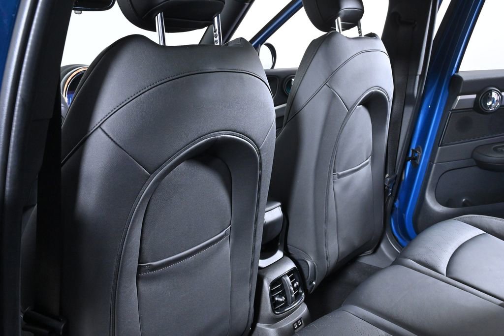 Certified 2023 MINI Cooper Countryman SE w/ Storage Package image 26