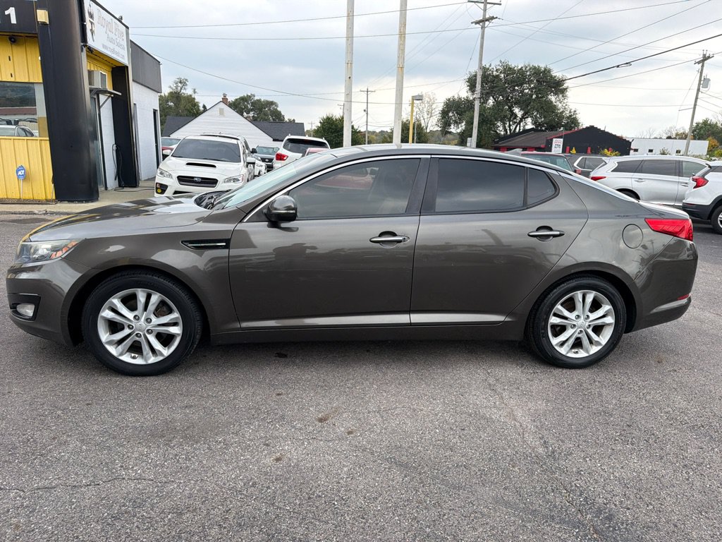 Used 2012 Kia Optima LX FWD image 10