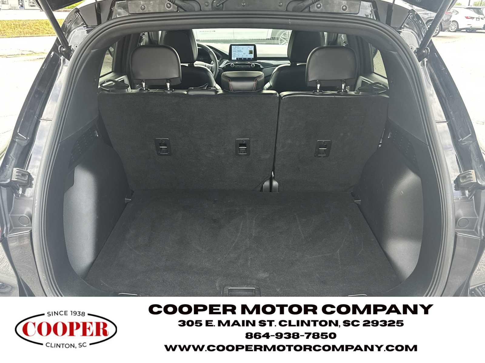Used 2025 Ford Escape ST-Line FWD image 18