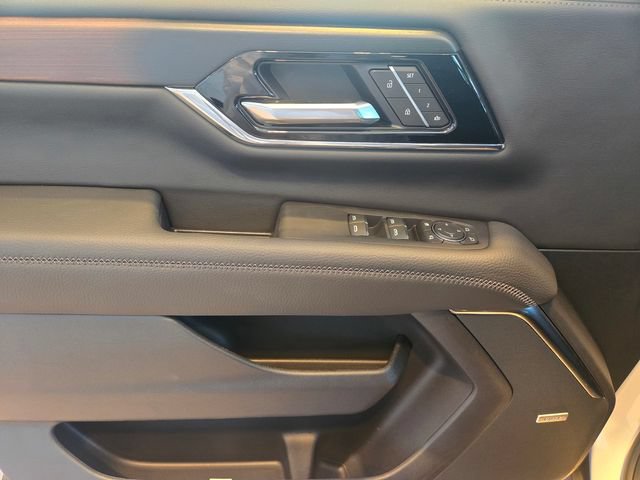 New 2026 GMC Yukon Denali AWD/4WD image 13