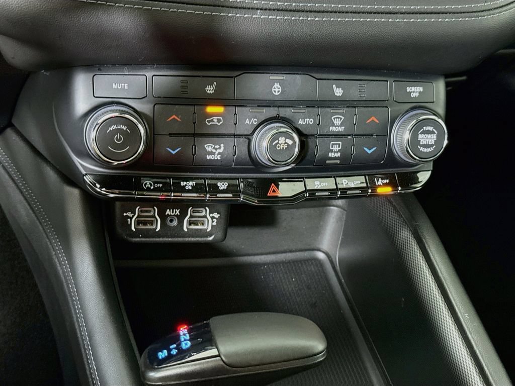 Used 2022 Dodge Durango GT AWD/4WD image 8