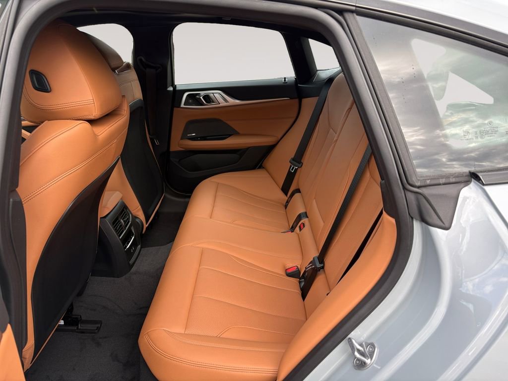 New 2026 BMW i4 xDrive40i image 13