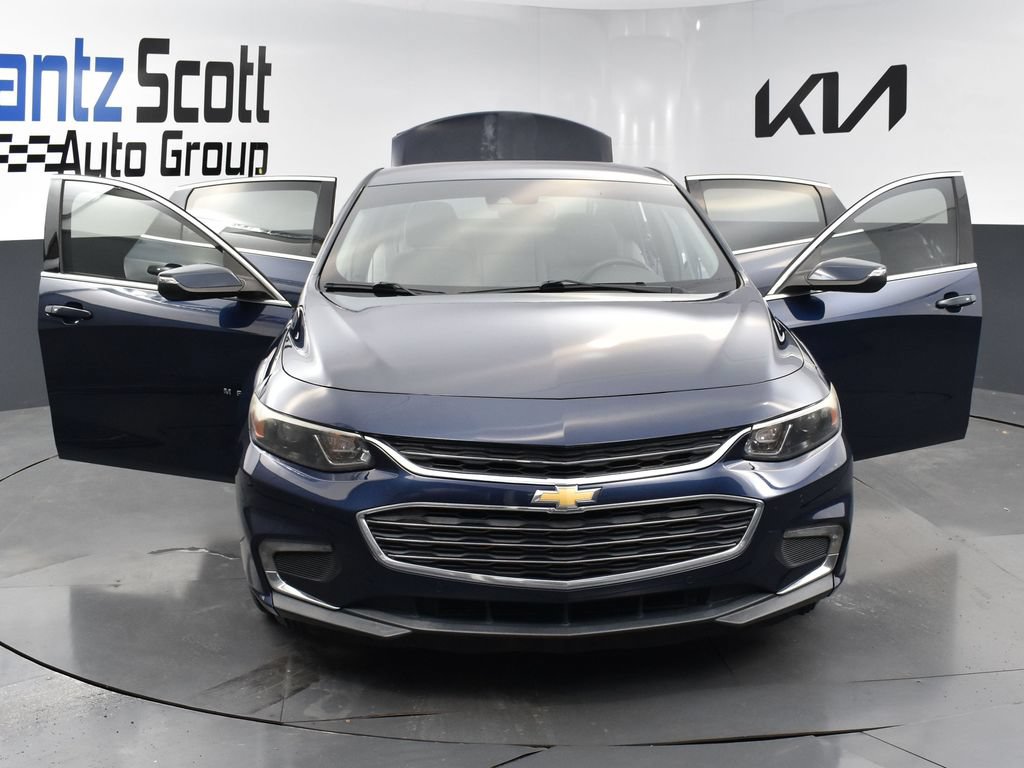 Used 2016 Chevrolet Malibu LT FWD image 25