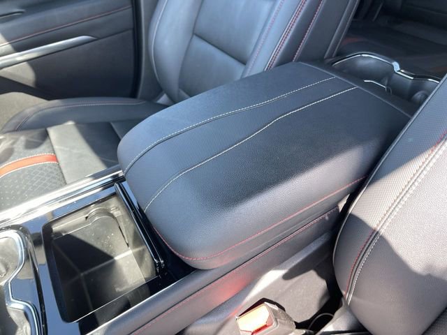 Used 2024 Chevrolet Traverse RS AWD/4WD image 20