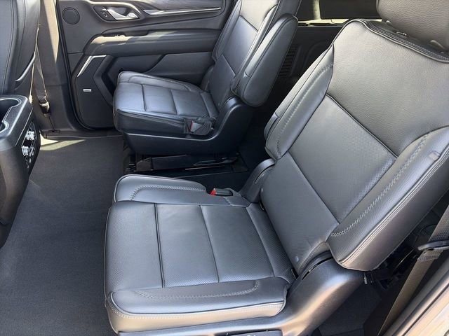 Used 2024 GMC Yukon XL Denali w/ Advanced Technology Package image 18