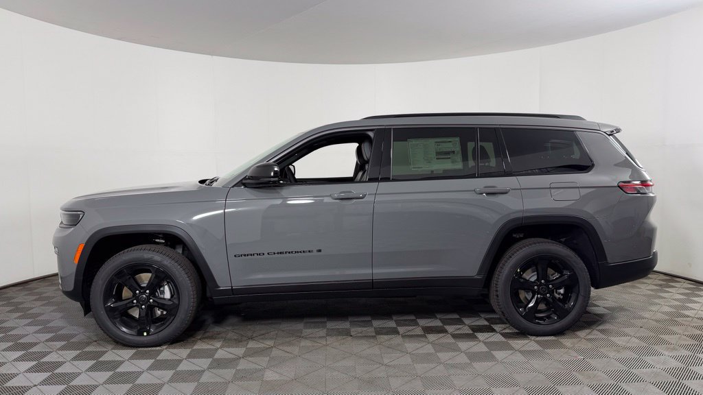 New 2027 Jeep Grand Cherokee L Limited AWD/4WD image 4