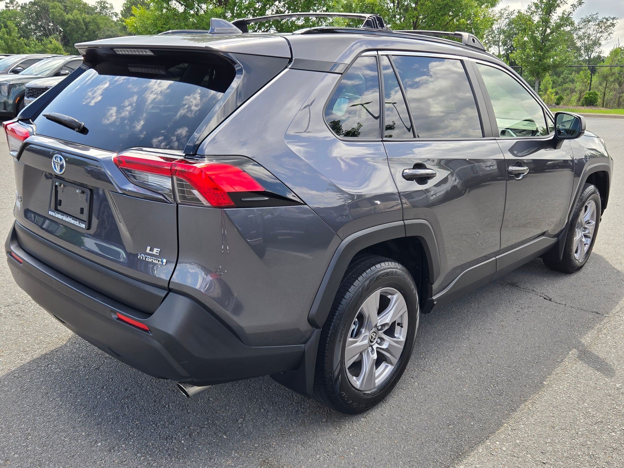 Used 2024 Toyota RAV4 LE AWD/4WD image 7