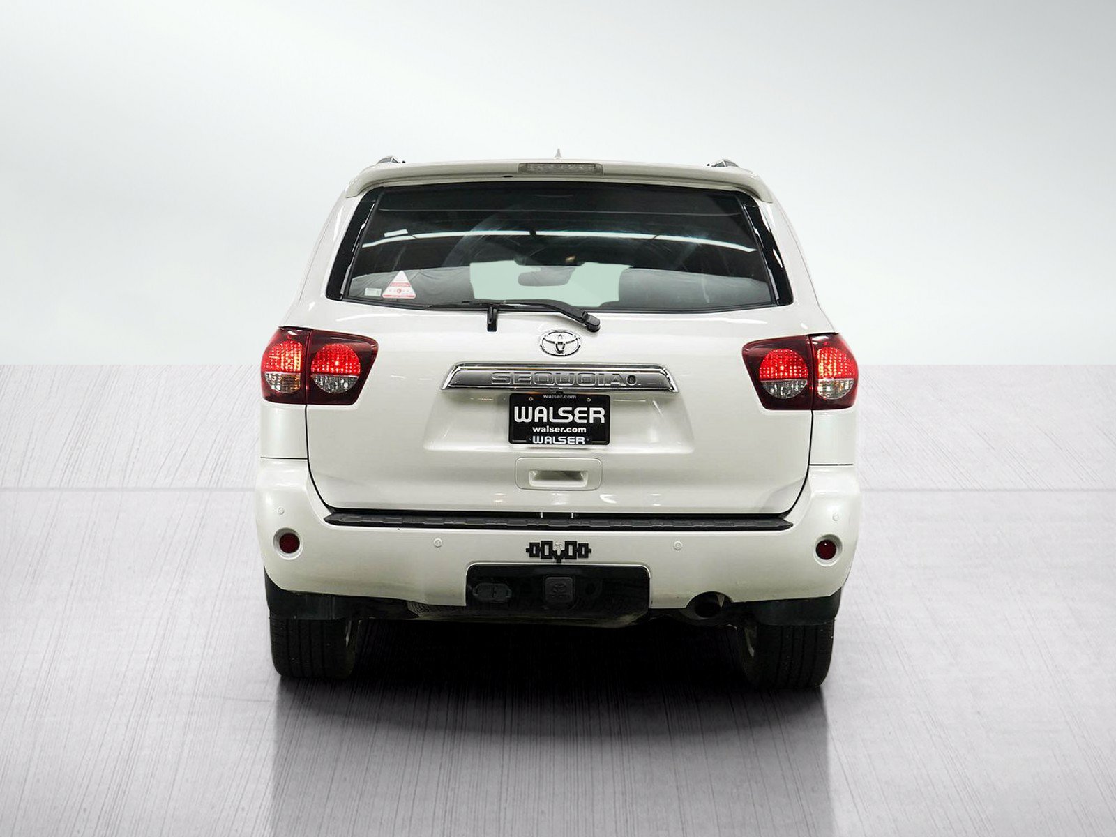 Used 2019 Toyota Sequoia Platinum AWD/4WD image 4