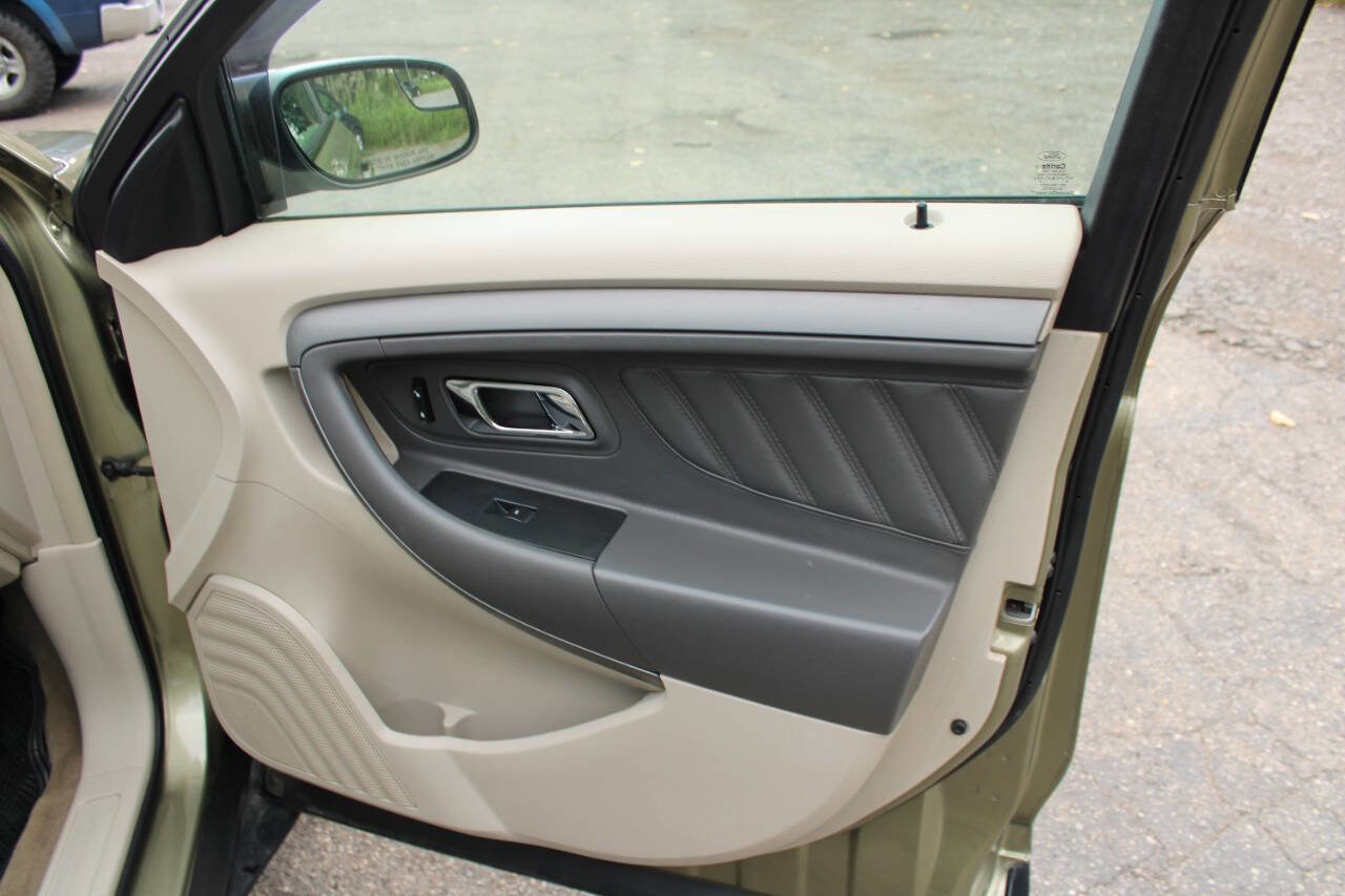 Used 2012 Ford Taurus SEL FWD image 11