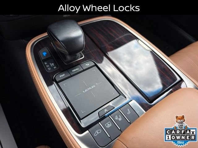 Used 2021 Lexus LS 500 w/ Interior Upgrade Package RWD image 21
