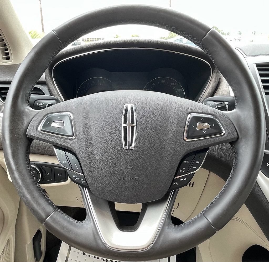 Used 2018 Lincoln MKC Reserve AWD/4WD image 18