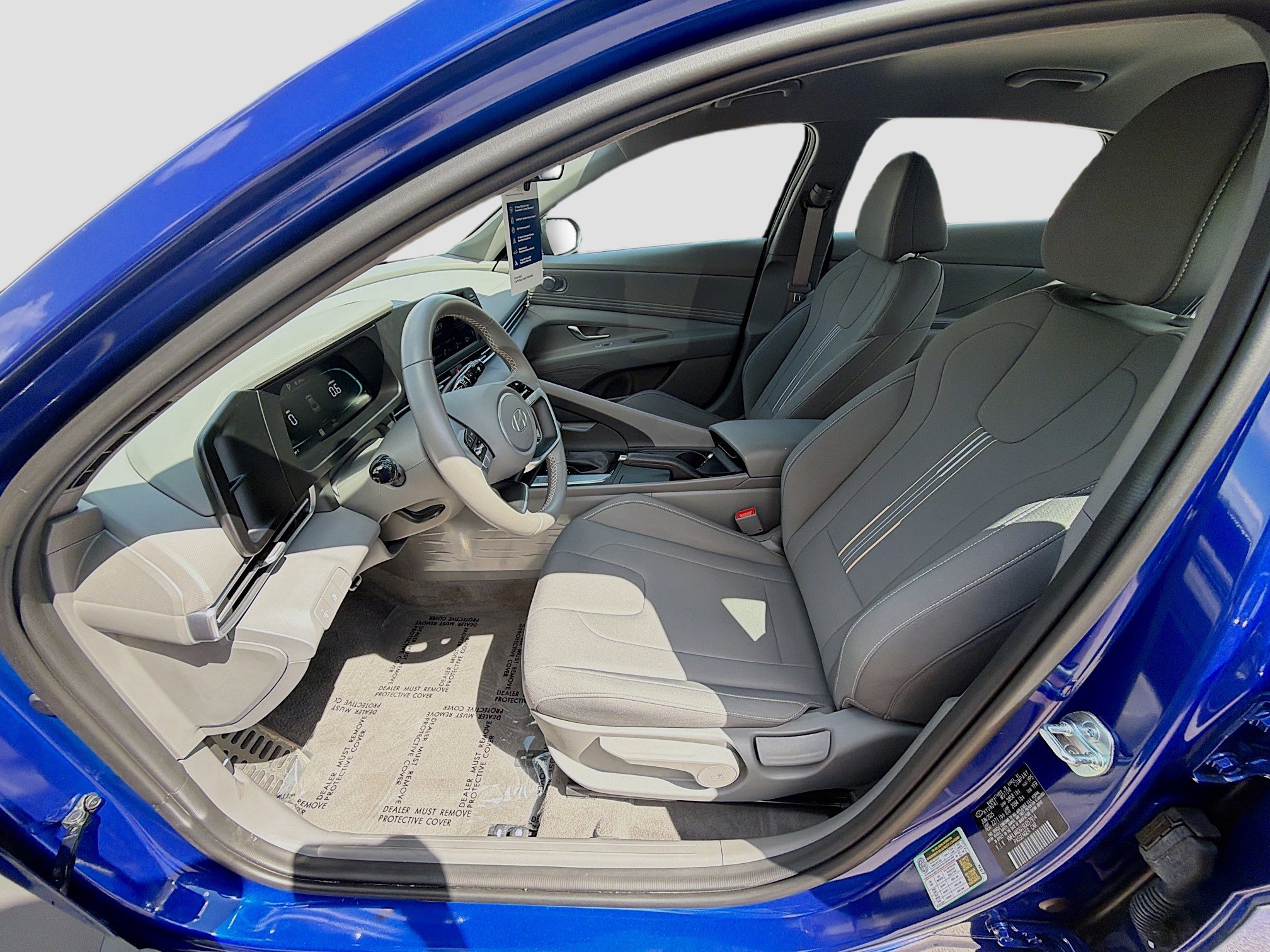 Certified 2025 Hyundai Elantra Sport image 16