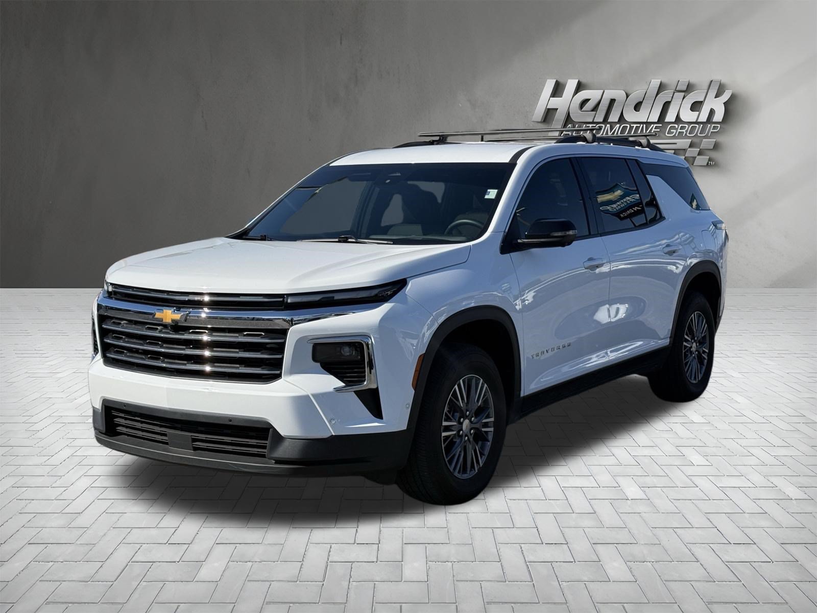 Used 2025 Chevrolet Traverse LT w/ Enhanced Driving Package FWD image 5