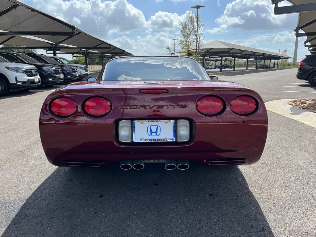 Used 2003 Chevrolet Corvette Coupe w/ Preferred Equipment Group RWD image 5