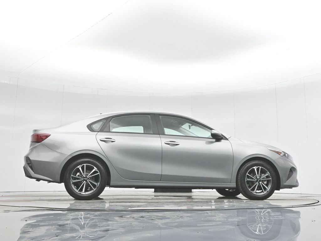 Used 2022 Kia Forte LXS FWD image 50