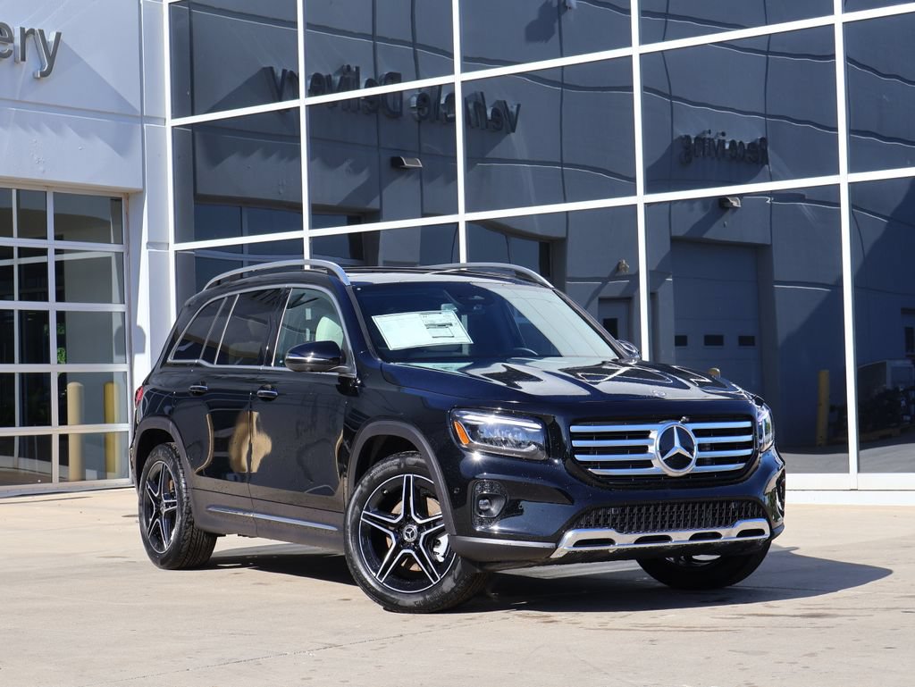 New 2026 Mercedes-Benz GLB 250 4MATIC image 1