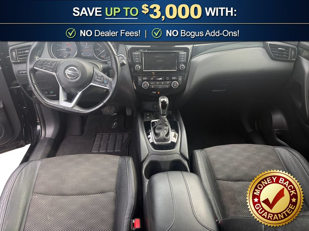 Used 2021 Nissan Rogue Sport SV w/ Technology Package FWD image 17