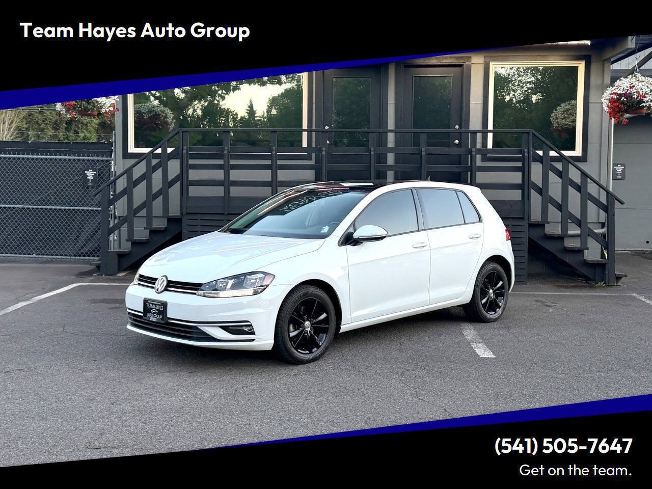 Used 2018 Volkswagen Golf SE FWD image 1