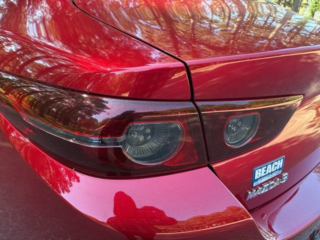 Used 2019 MAZDA MAZDA3 Sedan w/ Preferred Package FWD image 13