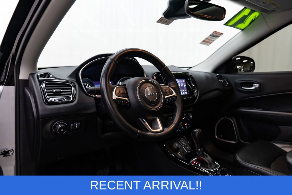 Used 2021 Jeep Compass Latitude w/ Sun and Sound Group image 27