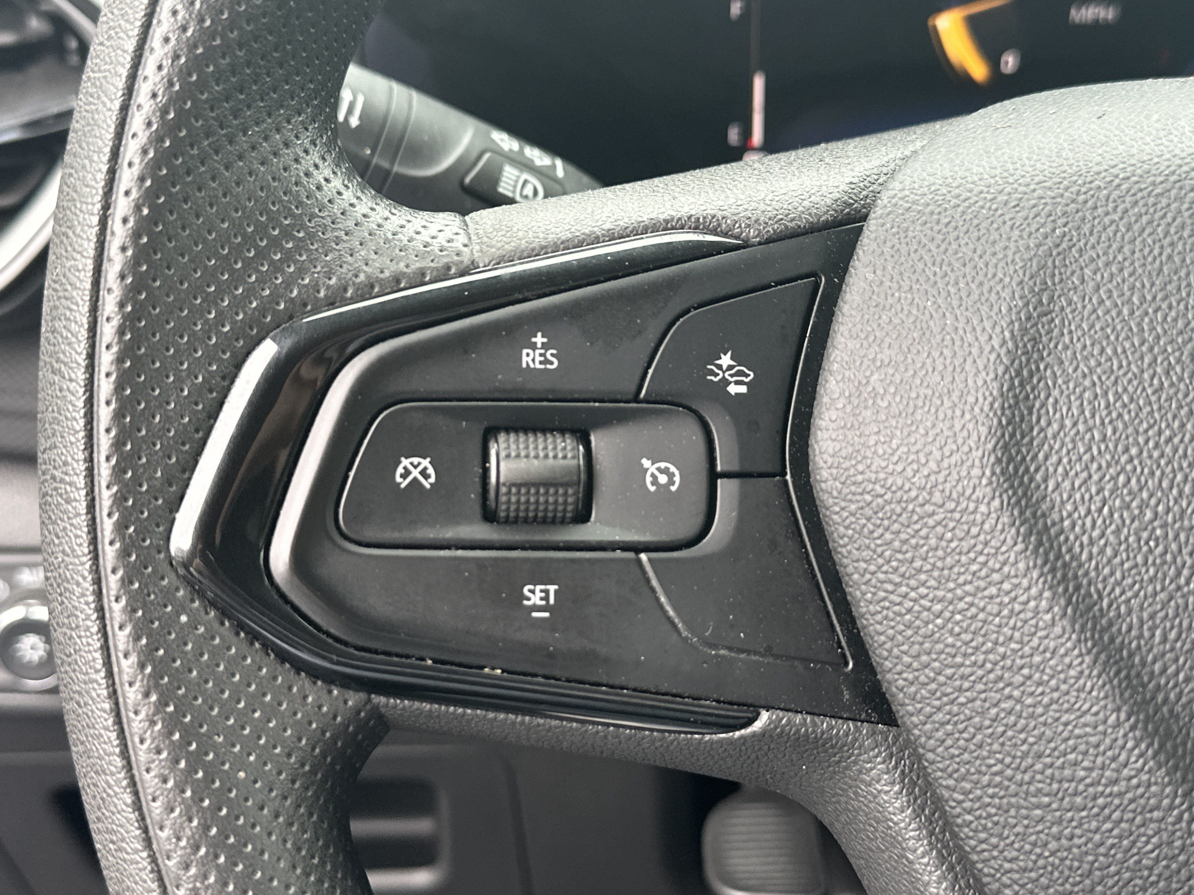 Certified 2025 Chevrolet TrailBlazer LT FWD image 22