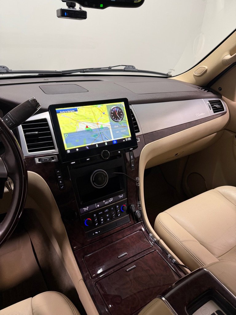 Used 2013 Cadillac Escalade EXT Luxury image 13