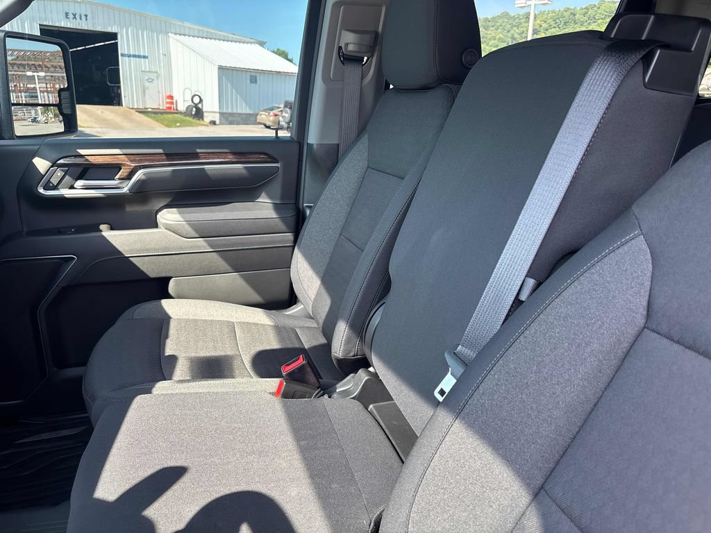 Used 2026 GMC Sierra 2500 SLE AWD/4WD image 18