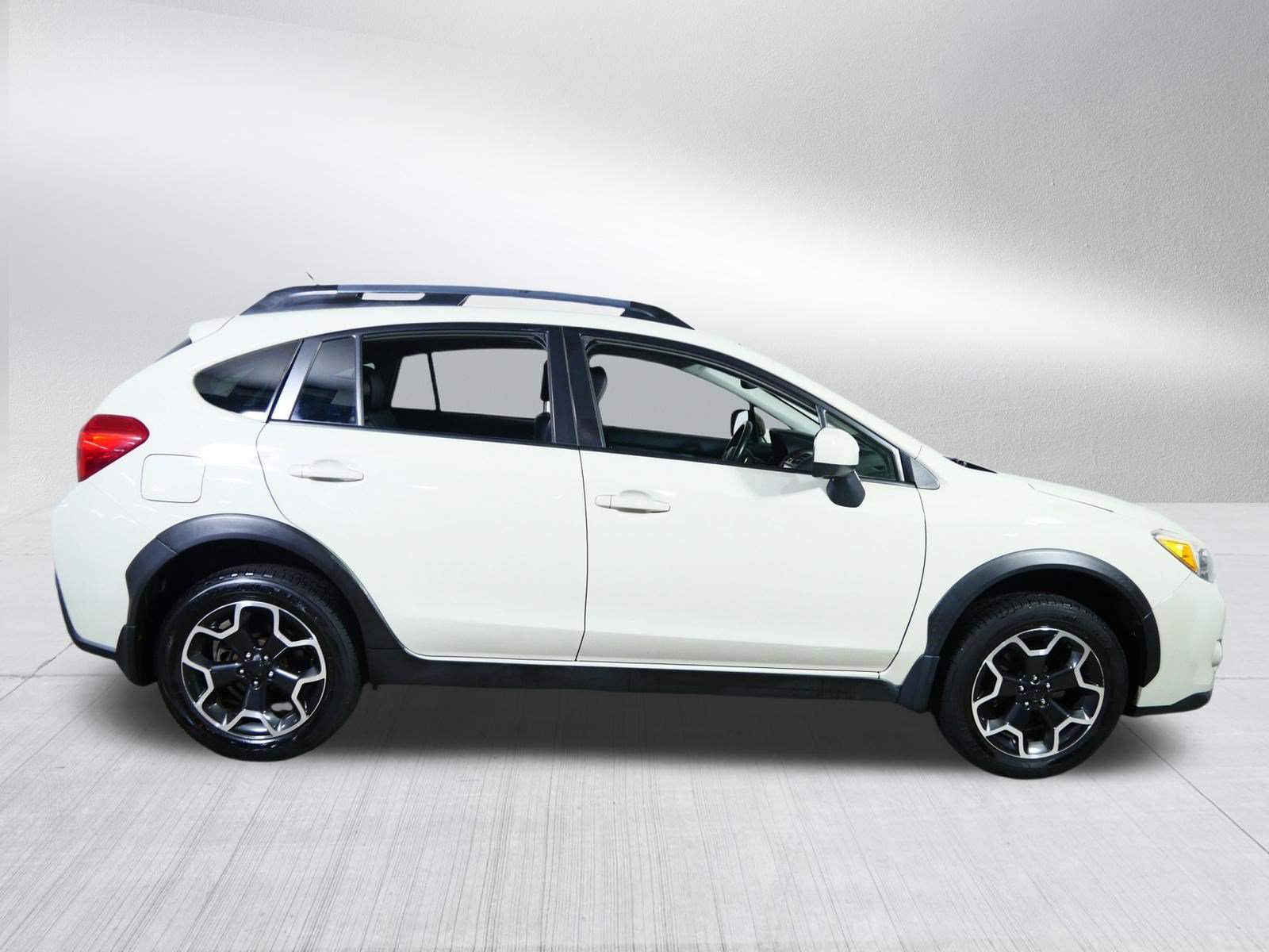 Used 2014 Subaru Crosstrek 2.0i Limited w/ Popular Package #2 AWD/4WD image 8