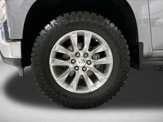 Used 2022 Chevrolet Silverado 1500 LTZ w/ LTZ Premium Package AWD/4WD image 10