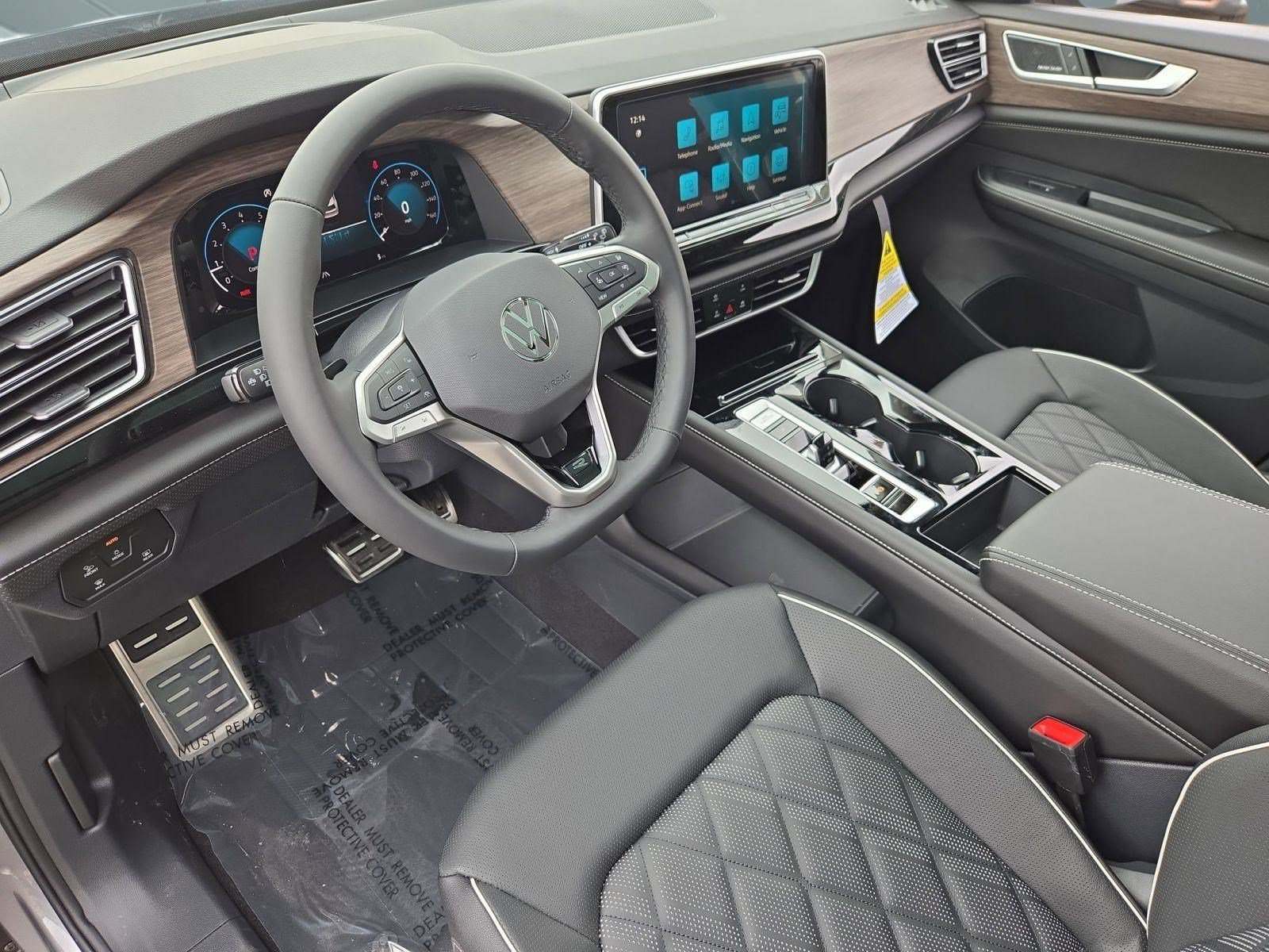 New 2026 Volkswagen Atlas SEL Premium R-Line AWD/4WD image 4