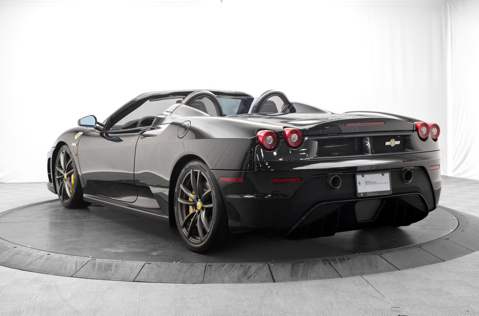 Used 2009 Ferrari F430 Scuderia RWD image 5