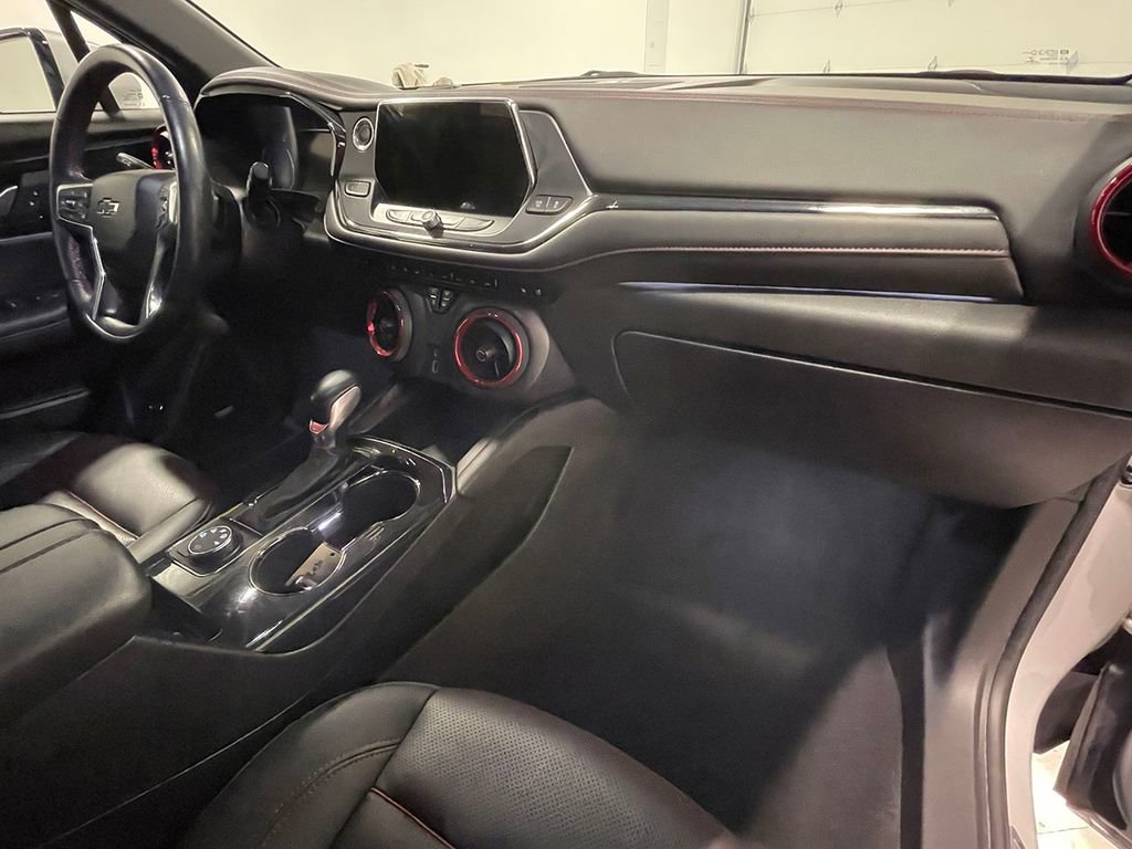 Used 2022 Chevrolet Blazer RS w/ Enhanced Convenience Package AWD/4WD image 28