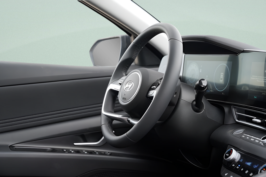 New 2026 Hyundai Elantra Limited FWD image 11