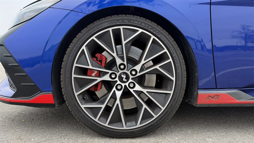 Used 2022 Hyundai Elantra N image 12