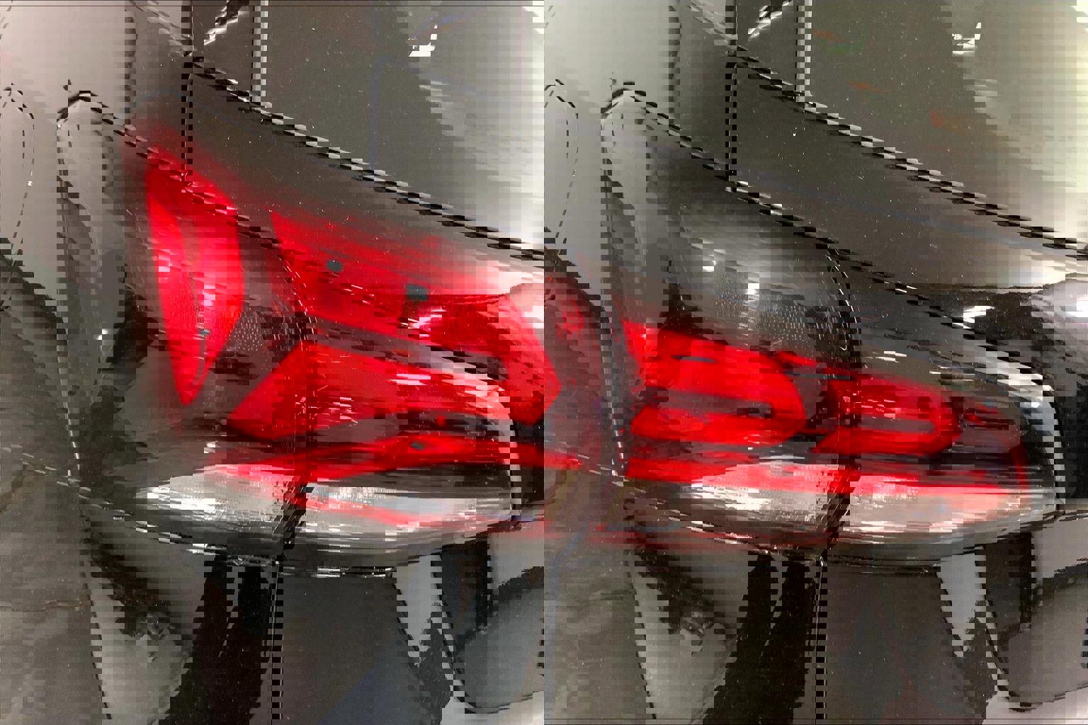 Used 2023 Chevrolet Equinox LS image 27