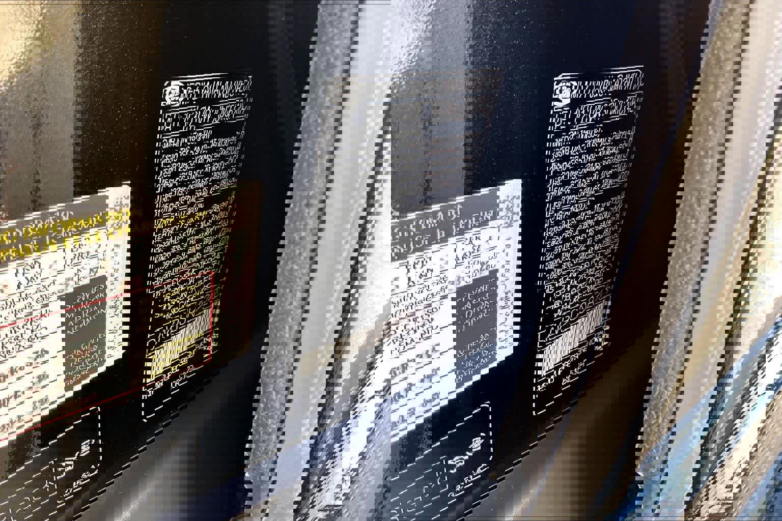 Used 2022 Land Rover Range Rover Sport HSE Silver Edition image 35